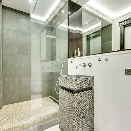 Apartment Flatinfo Szafarnia