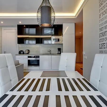 Apartment Flatinfo Szafarnia