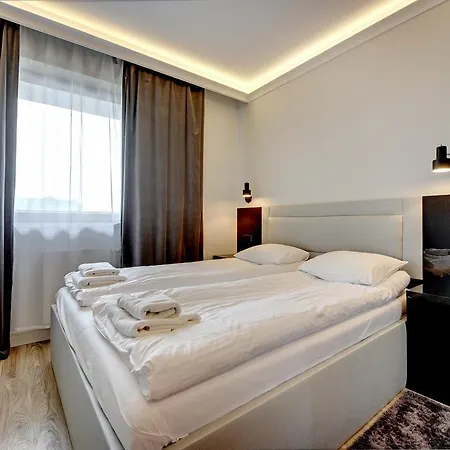 Apartment Flatinfo Szafarnia